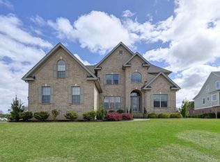 208 Waters Edge Dr, Lexington, SC 29072