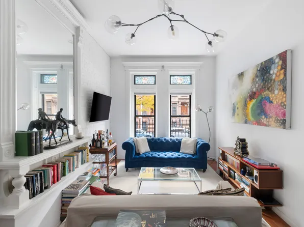 121 West 131st Street image 2 of 13