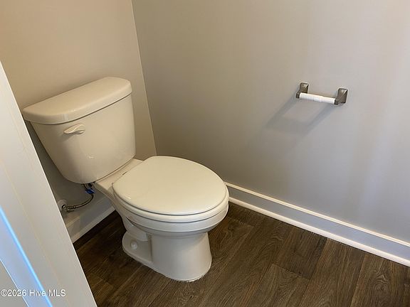 4th image of 149 Ambergate Court