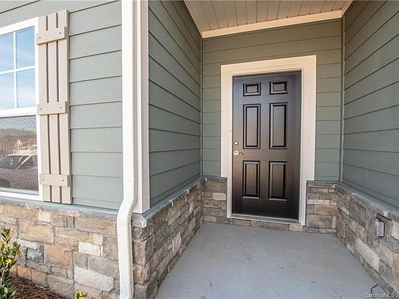 3rd image of 126 Canada Dr #46
