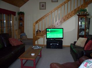 N4232 Sleepy Hollow Rd, Cambridge, WI 53523