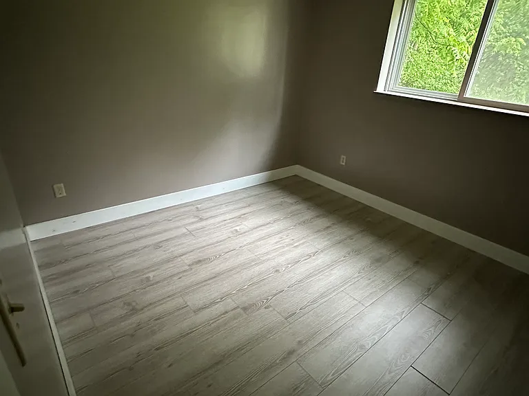 1335 Anderson Ave #4 — Photo 7