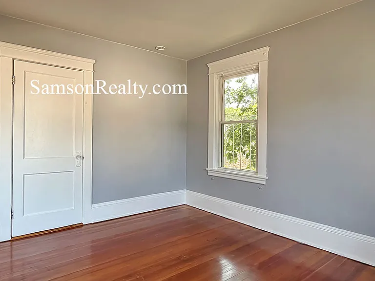 38 Viola Ave #2 — Photo 7
