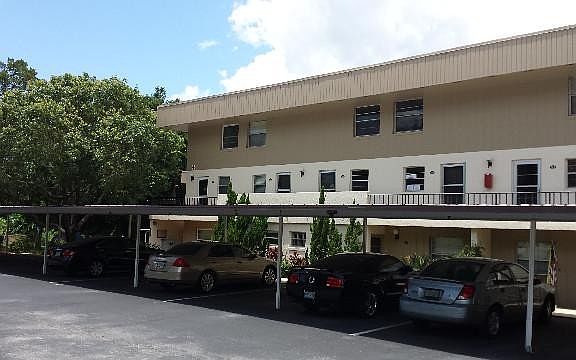 3rd image of 406 Orlando Ave APT 13B
