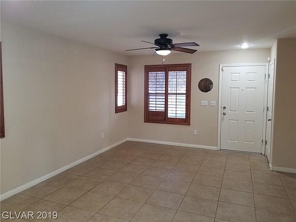 3rd image of 9136 Giardino Villa St