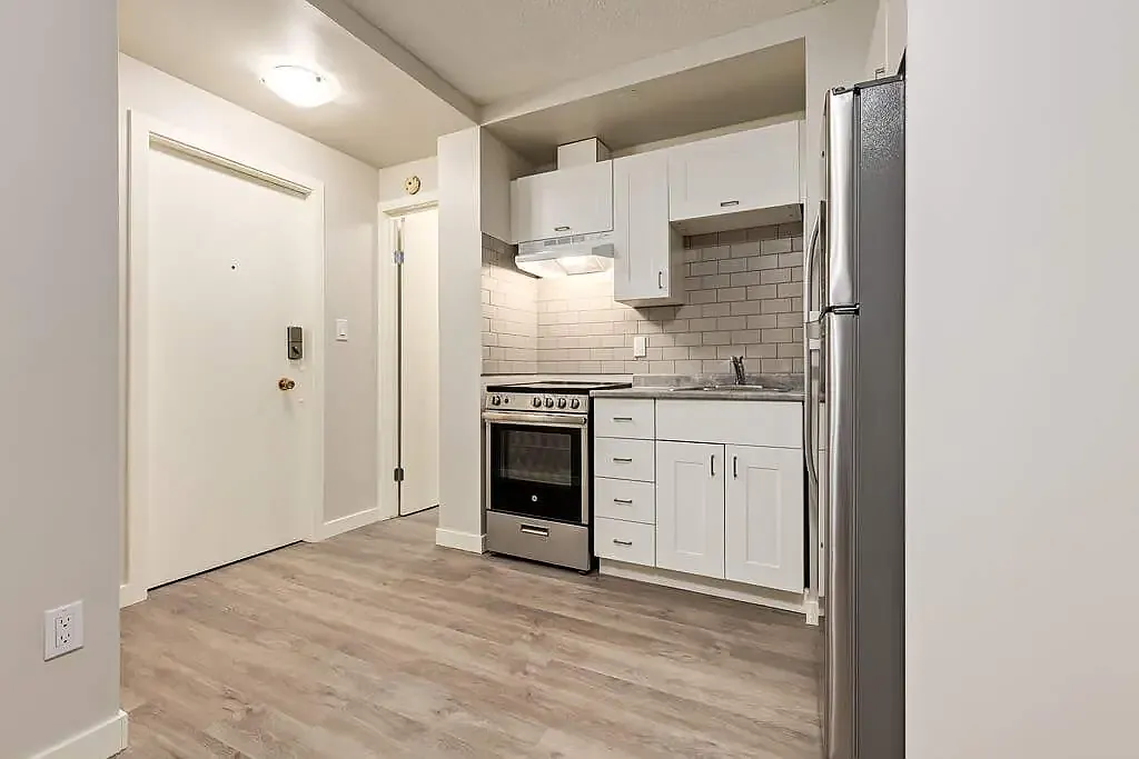 The Winston — Photo 1