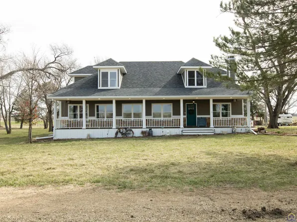 2451 Z Rd, Strong City, KS 66869