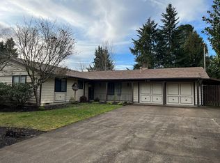 736 Nantucket Ave, Eugene, OR 97404