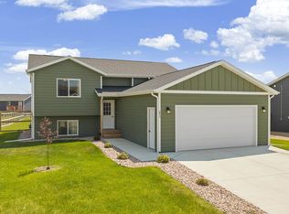 853 Yorktown Blvd, Box Elder, SD 57719