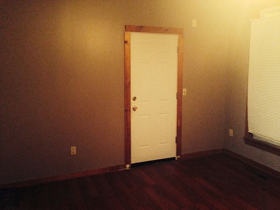 5th image of 2206 Court St #1
