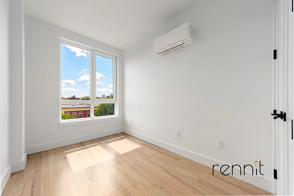 805 Monroe Street — Photo 4