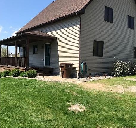 3rd image of 1080 El Camino Grande Dr