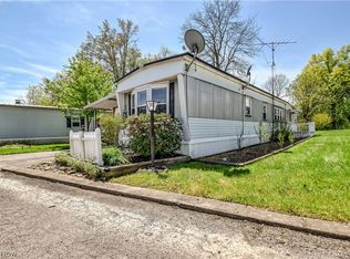 112 Lakeside Way, Warren, OH 44481