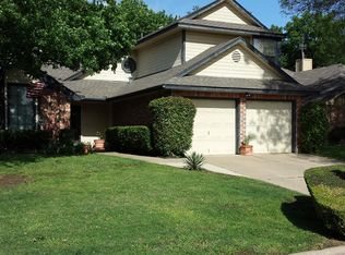 5520 Silver Maple Dr, Arlington, TX 76018