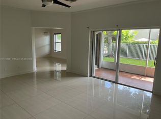 5675 NW 120th Ter, Pompano Beach, FL 33076