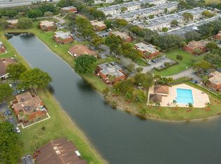 11880 SW 8th Ct, Davie, FL 33325