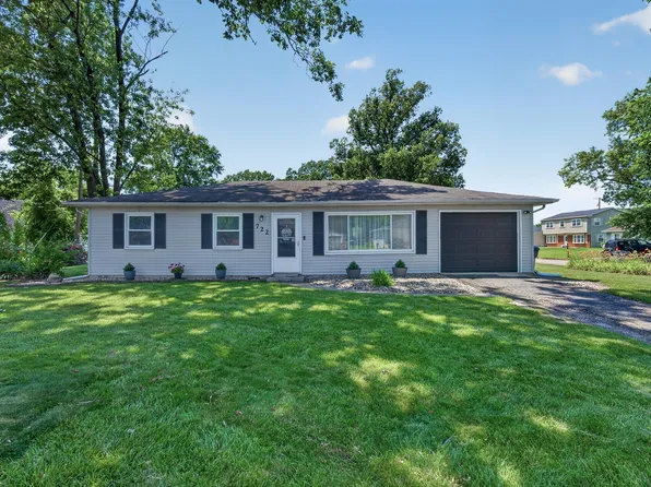 722 Fremont Rd, Valparaiso, IN 46385