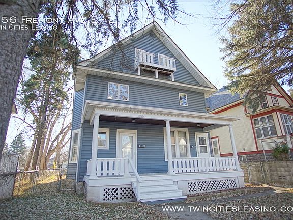 3rd image of 856 Fremont Ave E #2