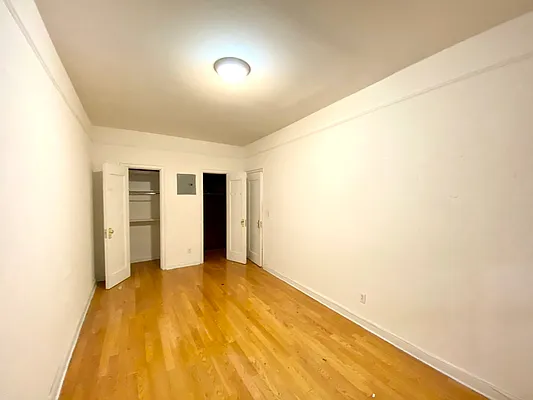 Rented by Douglas Elliman | media 10