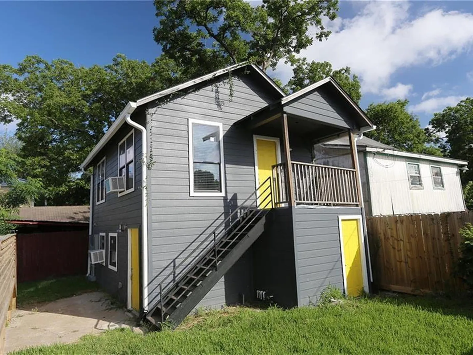 1 bed, 1.0 bath, 500 sqft, $975 — Photo 3