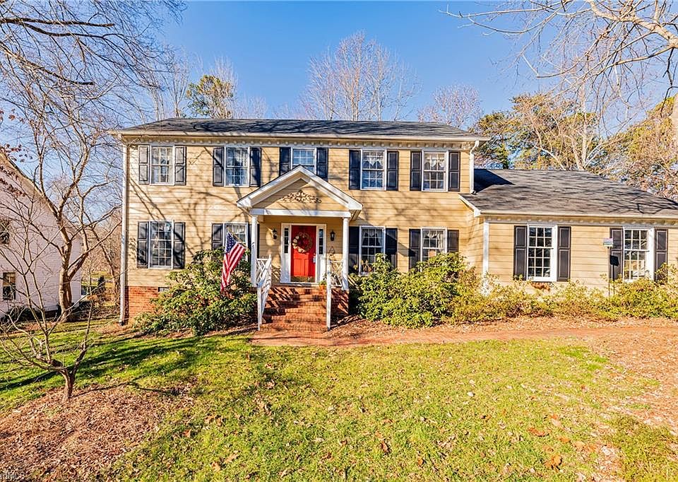 1st image of 114 Brookberry Dr