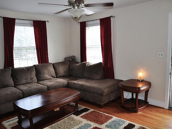 5th image of 2939 Fleetwood Ave SW