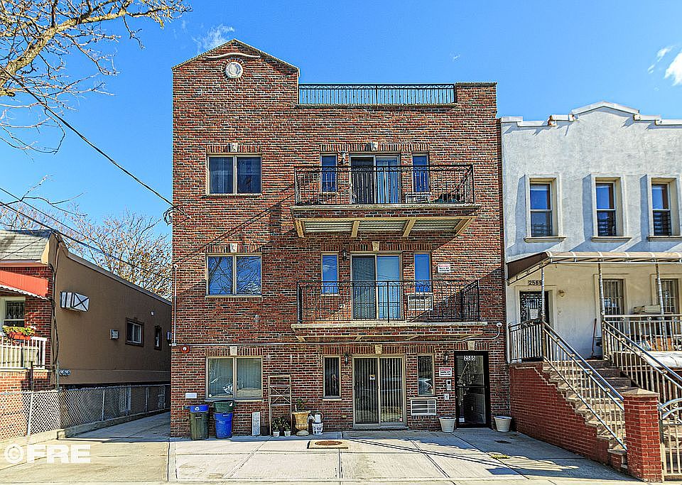 1st image of 2565 W 17th St #1B