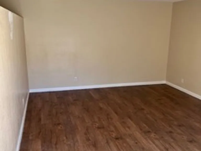 25585 New Chicago Ave — Photo 3