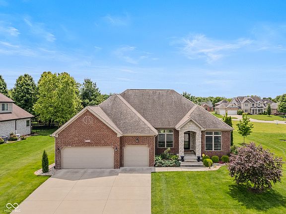 2nd image of 3831 Sycamore Bend Ct