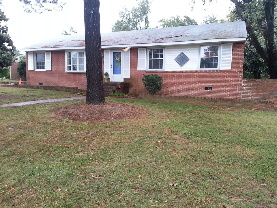 1st image of 3825 W End Dr