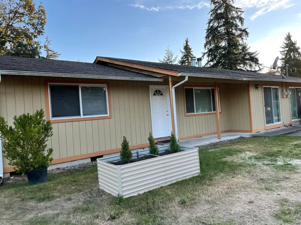 8714 Veterans Dr SW, Lakewood, WA 98498