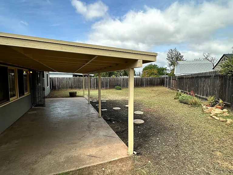 1696 Buckeye Dr — Photo 13