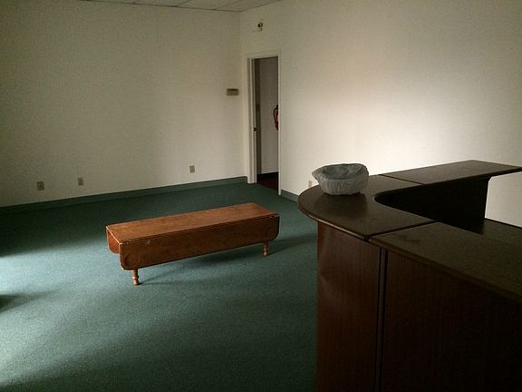 2nd image of 1636 W Irving Blvd Ste 200