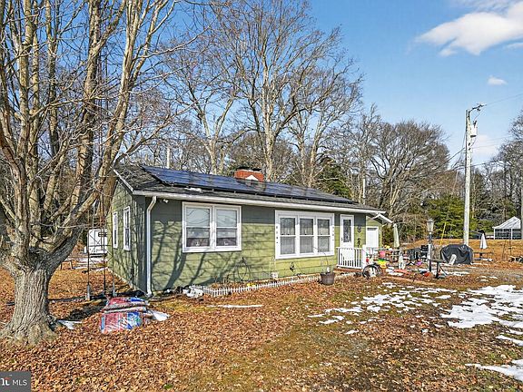 2nd image of 318 Newport Neck Rd