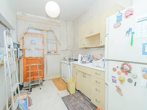 438 73rd Street image 15 of 34