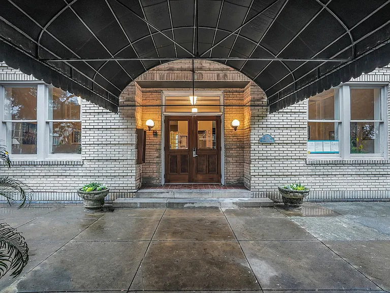 106 W Gwinnett St #5C — Photo 4