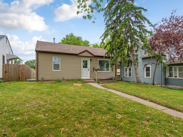 4440 7th St NE, Columbia Heights, MN 55421