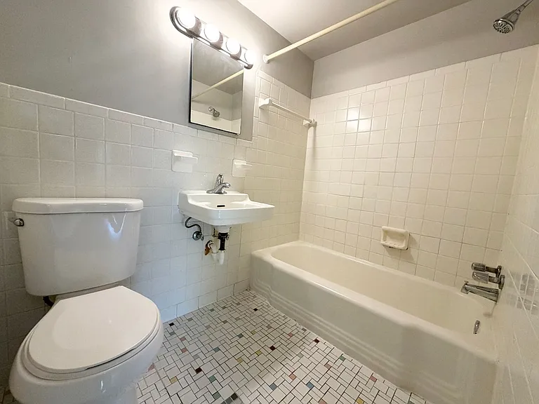 Powderhorn Park Apartments — Photo 31