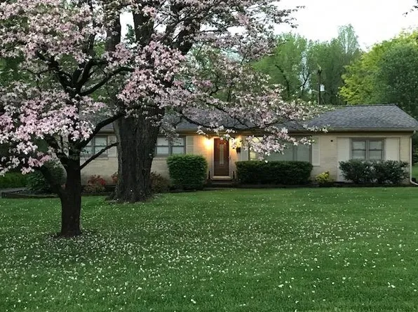 422 Paradise St, Greenville, KY 42345