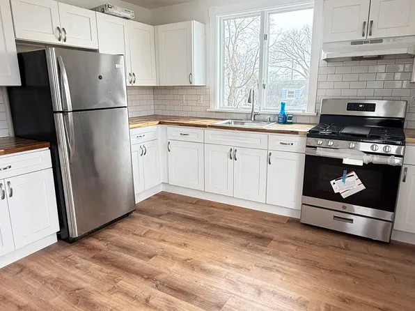 2 Lowndes Ave #2, Norwalk, CT 06854