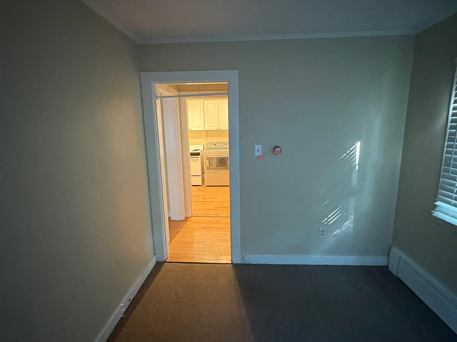 1 bed, 400 sqft, $1,550 — Photo 4