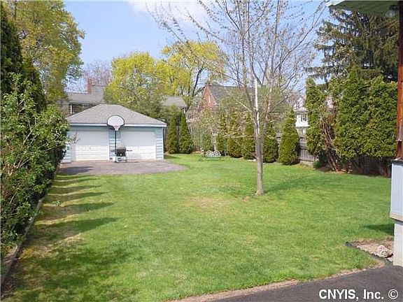 2nd image of 183 Durston Ave