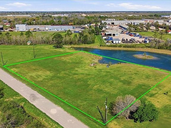 5th image of 12 Crystal Ski Lake Dr