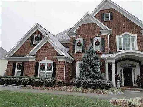 4th image of 2969 Amesbury Dr