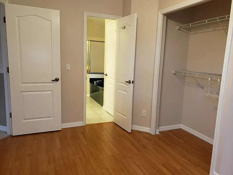 1612 Sweetwater West Cir — Photo 24