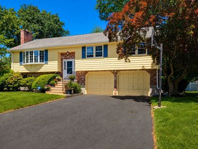 87 Hancock Rd, Needham, MA, 02492