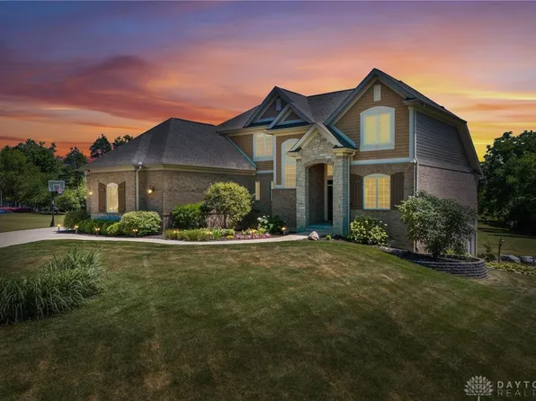 810 George Allen Dr, South Vienna, OH 45369