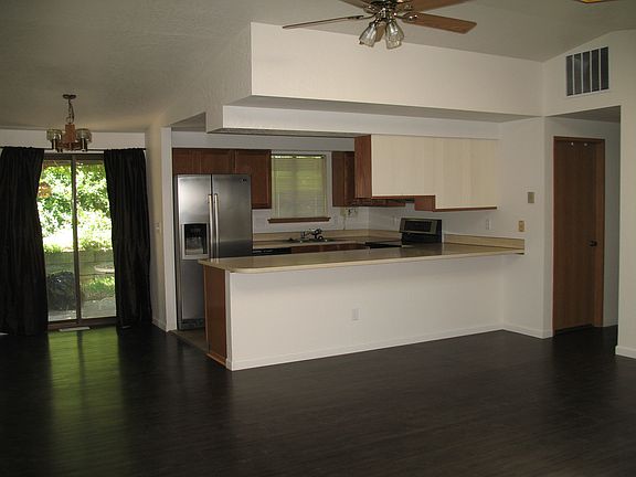 Kitchen/Dining/Family Combo