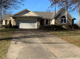 11827 Glencoe St NW, Canal Fulton, OH 44614