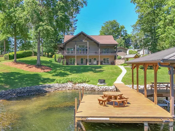 262 Poinsettia Pl S, Sparta, GA 31087